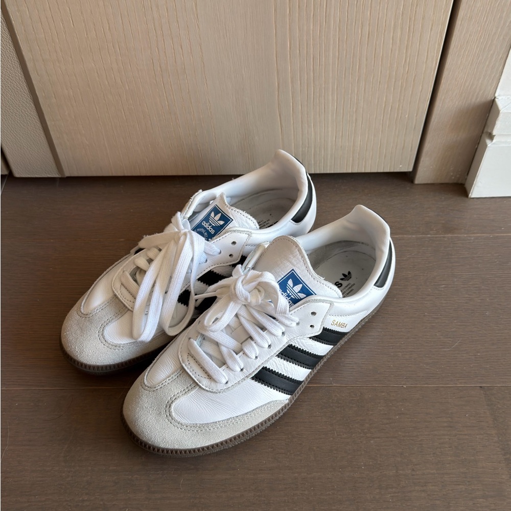 Adidas Samba sneakers